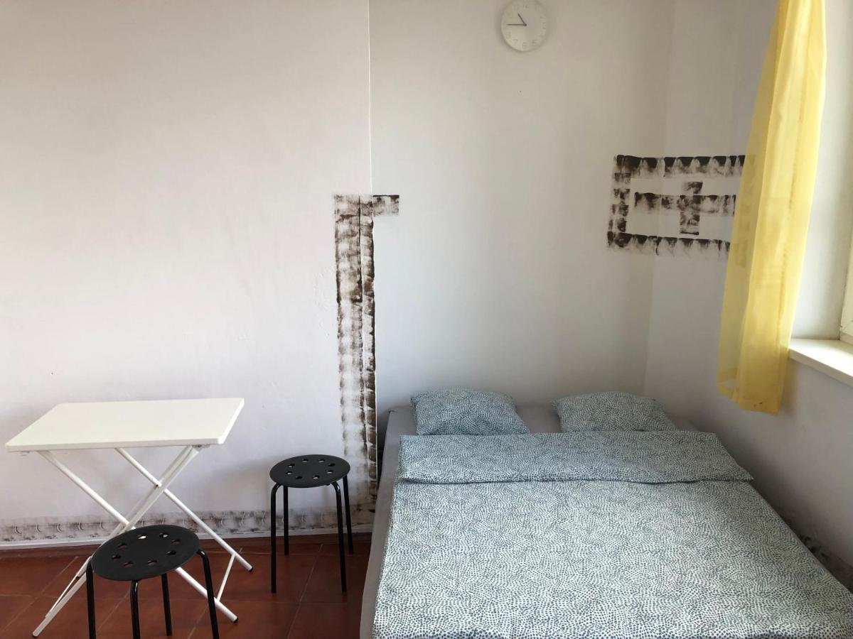 Pokoj 12E Apartment คราคูฟ ภายนอก รูปภาพ